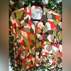 Le Grenier Colorful Women's Jacket size XL
PTP 24
Length 23.5